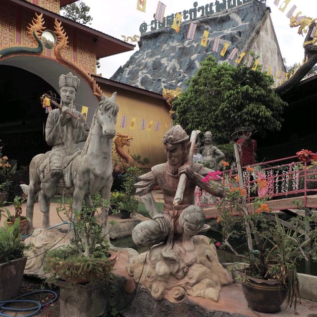 วัดสระกำแพงใหญ่ จ.ศรีษะเกษ