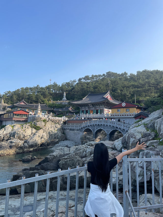 부산 바다와 절을 함께 볼 수 있는 독특한 곳 해동용궁사