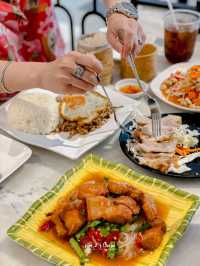 อร่อยแซ่บ ตำเส้นเล็กหมูกรอบเด็ดมาก