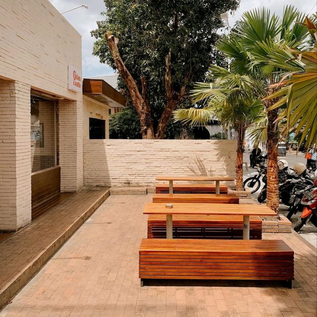 FUNKYDAK YOGYAKARTA | AMERICAN DINER CONCEPT IN YOGYAKARTA