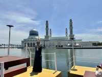 【マレーシア🇲🇾】水に囲まれた美しいモスク🕌