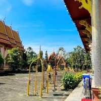 Wat Phra Thong or Wat Phra Phut