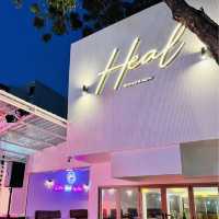 Heal Bangsaen ร้านเด็ดริมทะเล✨