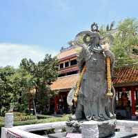 ไปขอพรกับศาลเจ้าพ่อหลักเมือง จ.สุพรรณกัน