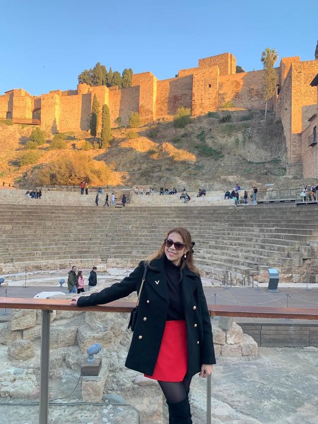 🇪🇸Walking into history🇪🇸🌸Must see in Malaga💕