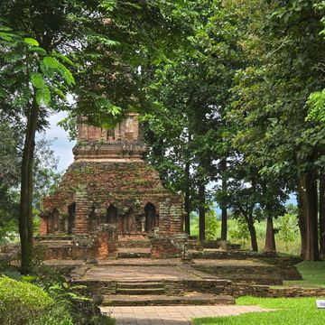 วัดป่าสัก โบราณสถานวัดร้างเชียงแสน วัดป่าสัก โบราณสถานวัดร้างเชียงแสน