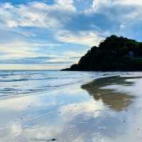 Serene Beaches and Clear Waters: A Perfect Getaway on Koh Lanta