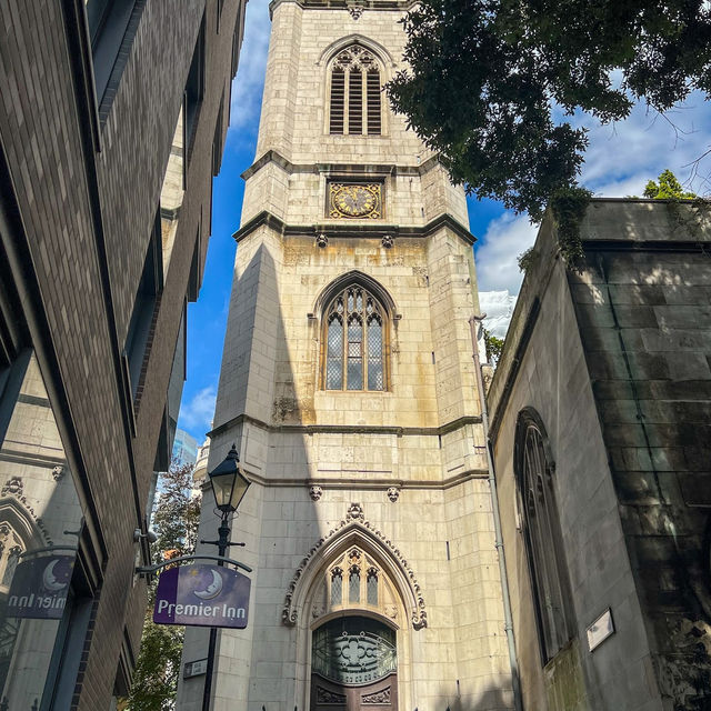 An urban oasis where nature meets history – discover London’s secret garden at St. Dunstan-in-the-Ea