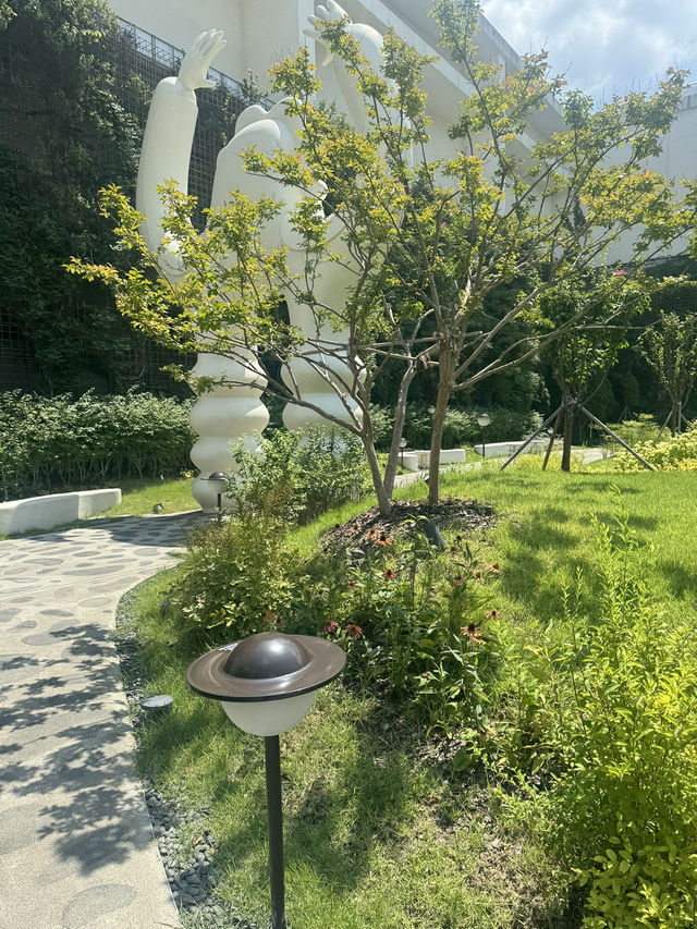 문화와 자연의 조화 게이츠가든 🌳