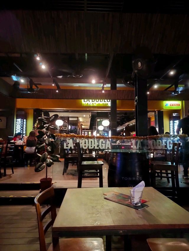 La Bodega: A Great Spot for Drinks and Spanish Seafood Paella