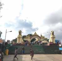 พระธาตุอินทร์แขวน พระธาตุไจที่โย่ ศรัทธาของชาวพม่า