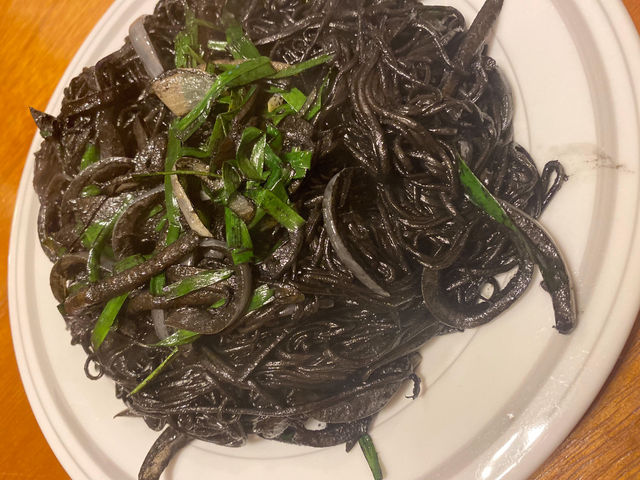 【沖縄】刺身盛りが500円😳⁉︎ 美味しすぎる人気食堂あずさ丸