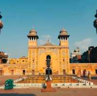  VISITING WAZIR KHAN MOSQUE.