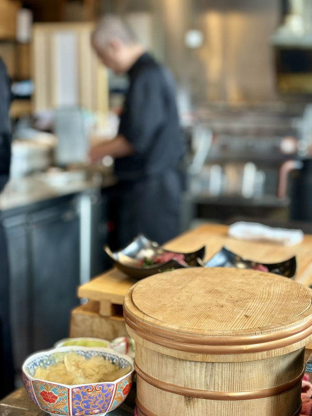 【中環】一緒一番酒場：開放式廚房，品嘗碎切刺身壽司丼