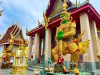 สักการะพระราหูวัดขุนจันทร์