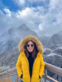 ภูเขาหิมะมังกรหยก (Jade Dragon Snow Mountain)