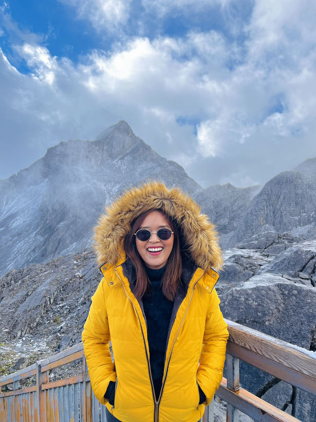 ภูเขาหิมะมังกรหยก (Jade Dragon Snow Mountain)