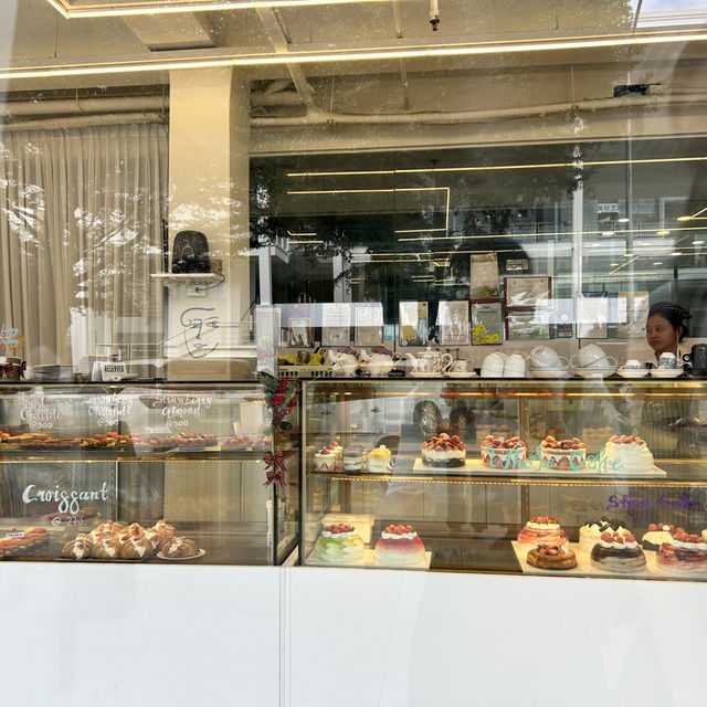 ~MERCI~Cebu のおしゃれベーカリーカフェ