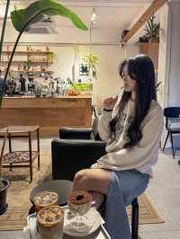 흑백요리사의 밤티라미수를 파는 감성 카페, 에스에이유