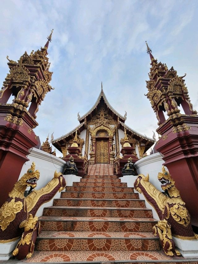 【チェンマイ】お寺巡りWat Rajamontean