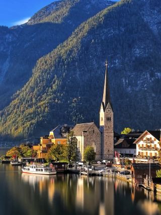 Hallstatt: A Picture-Perfect Gem in the Austrian Alps