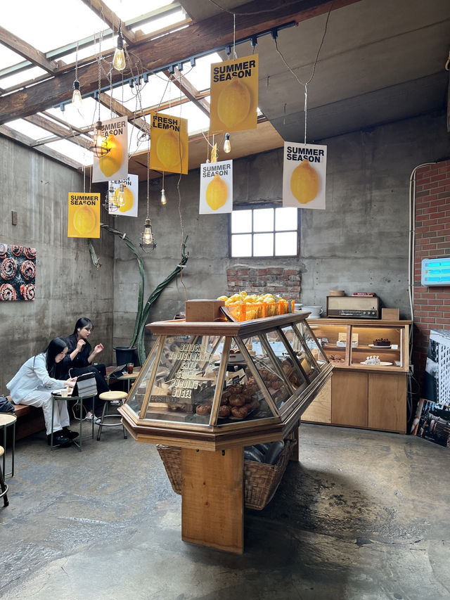 【韓国旅行】ソウル文来／町工場とアートの街で人気のお洒落カフェ