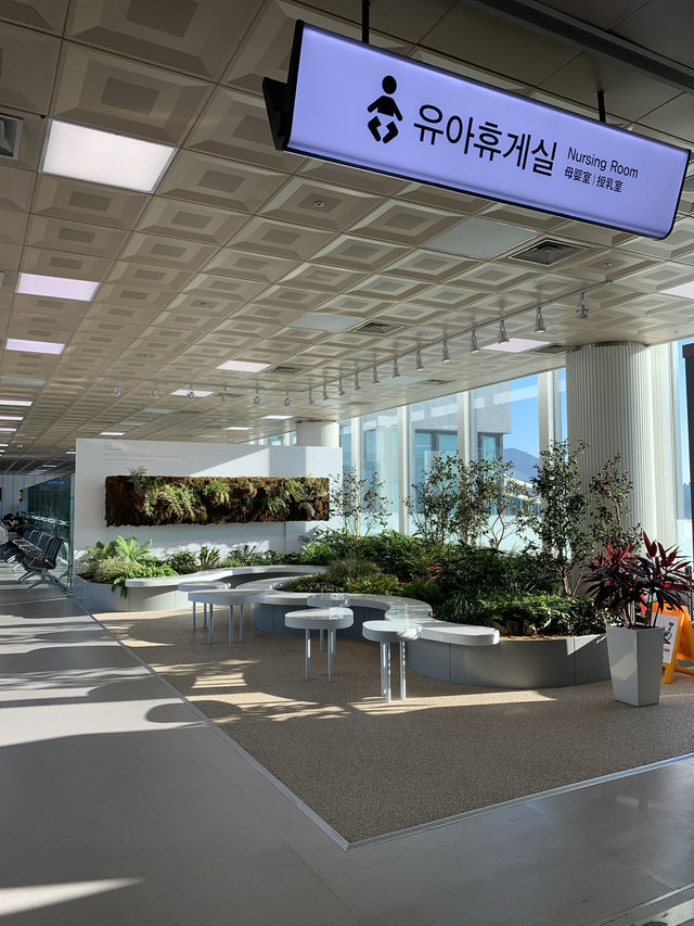 공항은 여행의 시작이죠