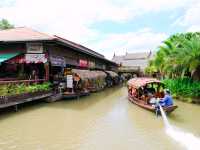 Ayothaya Floating Market ตลาดน้ำอโยธยา