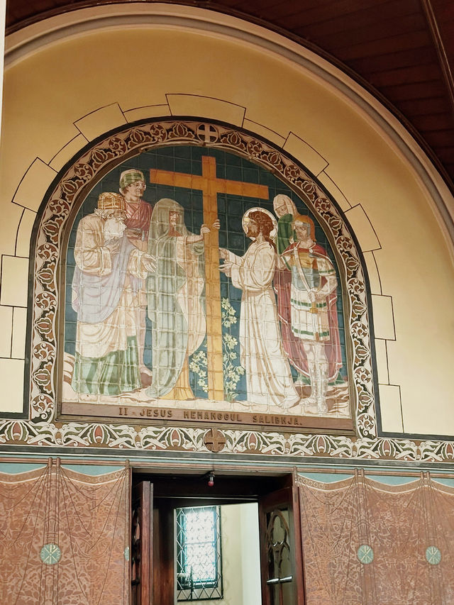 Jakarta Cathedral – A Timeless Gothic Beauty