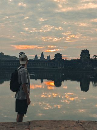 🇰🇭 Angkor Wat: One of the Most Breathtaking Places I’ve Ever Visited 🏛