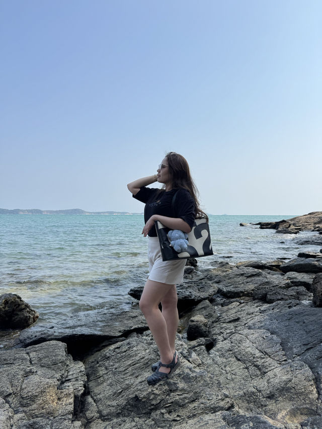 รีวิวเขาแหลมหญ้า: จุดชมวิวทะเลสวย ใกล้กรุงเทพฯ