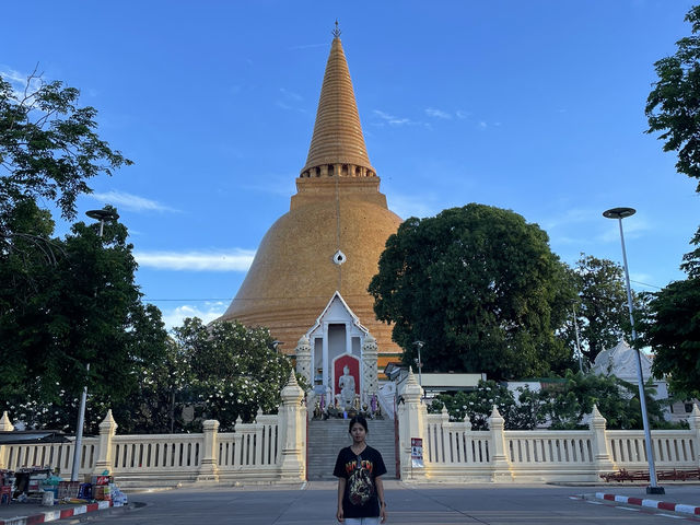 พระปฐมเจดีย์เป็นปูชนียสถานคู่บ้านคู่เมืองนครปฐม