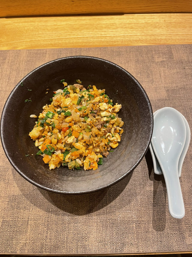 《刺身壽司加鐵板燒》值回票價