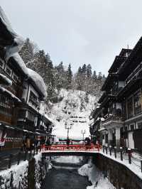 Day and night light at Ginzan onsen🇯🇵
