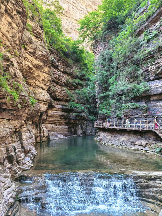 🏔️ Hidden Gem Near Beijing & Tianjin | Stunning Taihang Grand Canyon 🌿