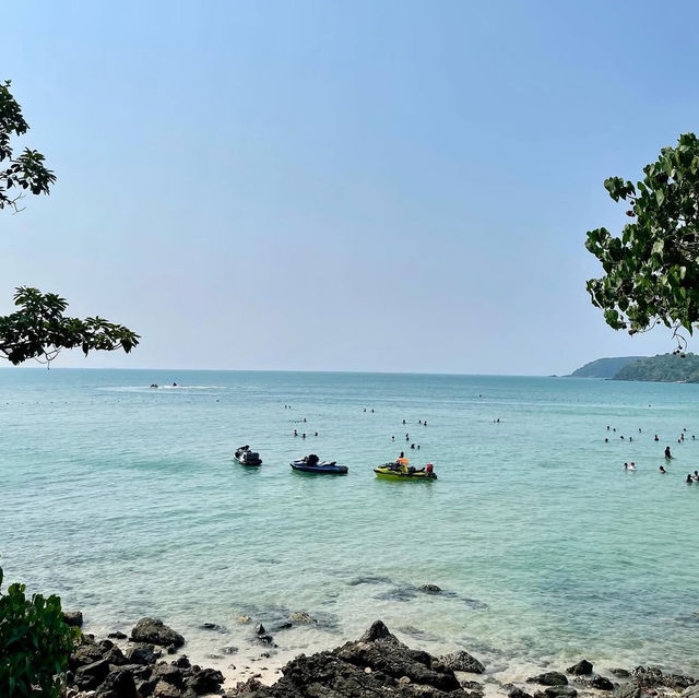 Blue Sea คาเฟ่ลับๆติดทะเลสัตหีบ