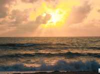 หาดขนอม