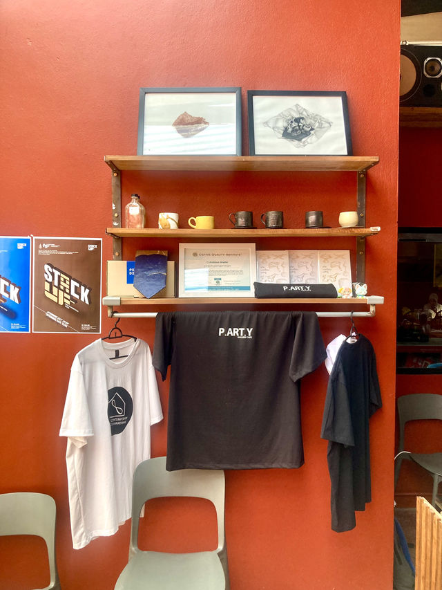 Art & Coffee @Party Gallery Cafe