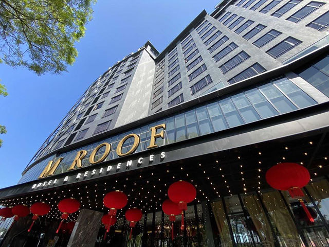 “M Roof Hotel Ipoh — Modern Urban Comfort Meets Stylish Simplicity”