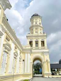 A Tranquil Visit to Sultan Abu Bakar Mosque, Johor Bahru