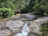 🌿 Seven Wells Waterfall: Langkawi’s Natural Infinity Pool in the Sky!