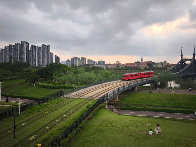 華為/溪流背坡村