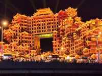 Fenghuang Ancient Town (凤凰古城)