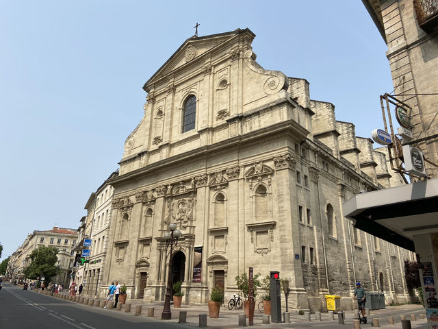 Avignon เมืองโบราณฝรั่งเศสตอนใต้ 