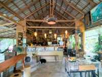 Tea House in Rainforest คาเฟ่พรหมคีรี นครศรี