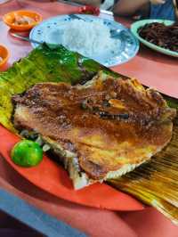 🤫Hidden Gem ‘Restoran Kah Lock’ Serves Up Big Flavors in a Small Town”