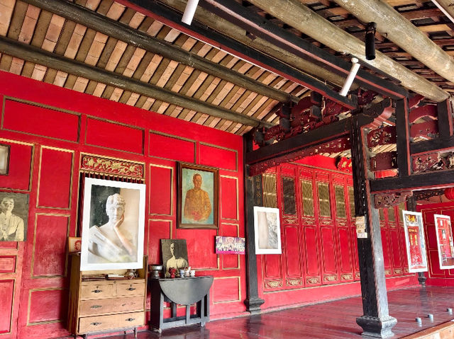 曼谷｜🏛️百年古宅 這間隱身巷弄的傳統宅邸，連在地人都不一定知道，50元就能穿越歷史時空、飽覽河景夕陽，太超值了！