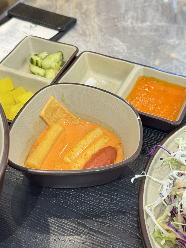 【香港】 登龍街新開韓式豬扒店！冷麵配豬扒咁好食！
