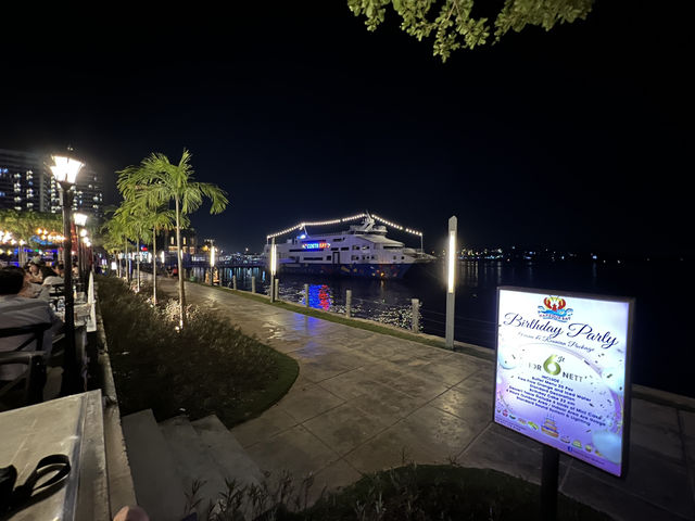 Harbour Bay Seafood: Ocean Breezes & Fresh Catches in Batam