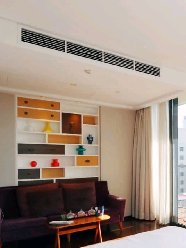 🌇 Hotel Indigo Bangkok – A Colorful Blend of Heritage and Hip!